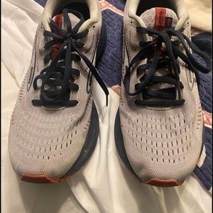 Mens brooks shoes